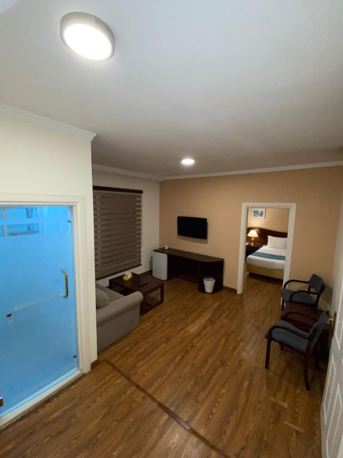 Rozana Hotel Amman Exterior photo